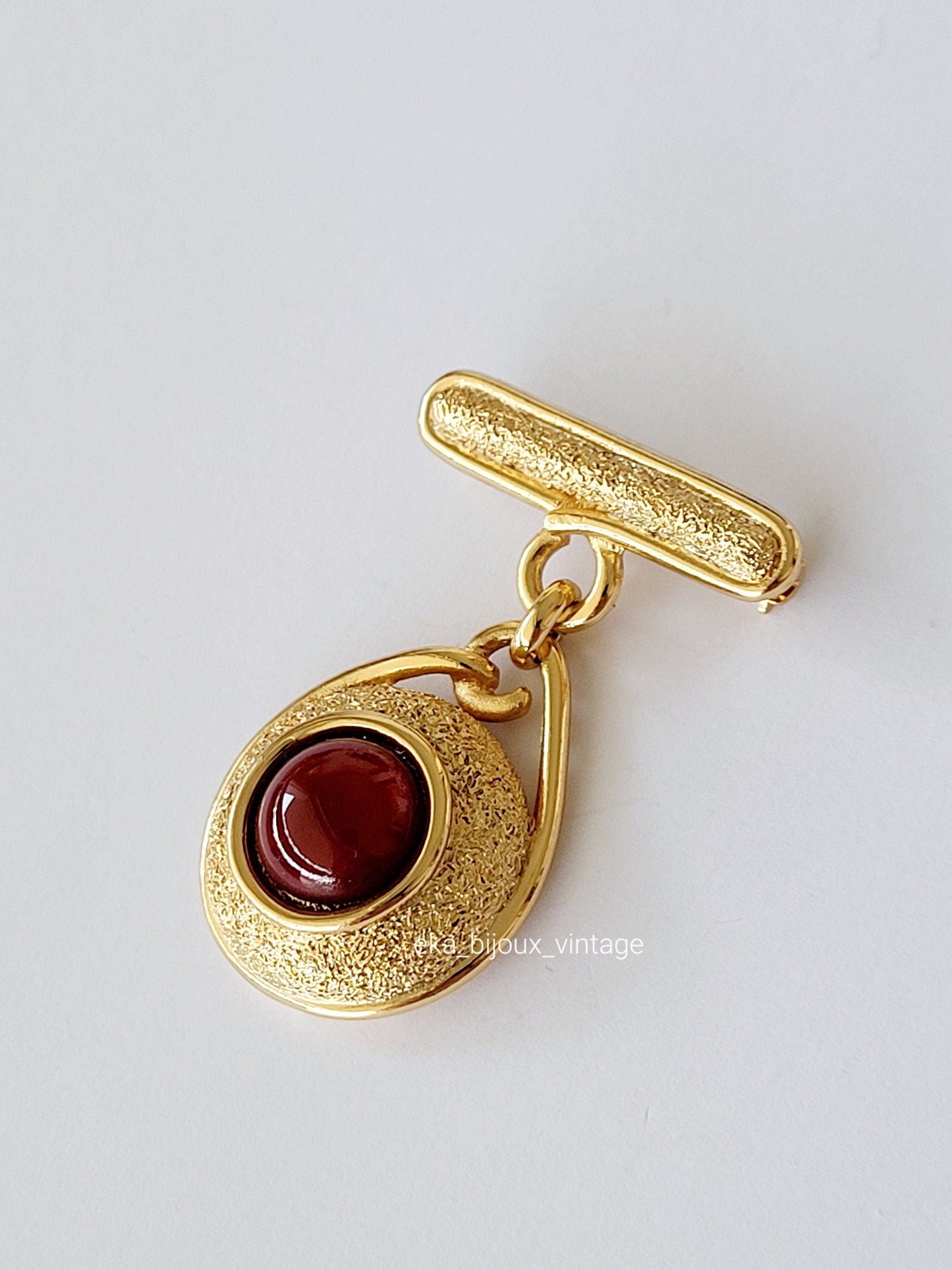 Guy Laroche - Broche vintage Cabochon rouge