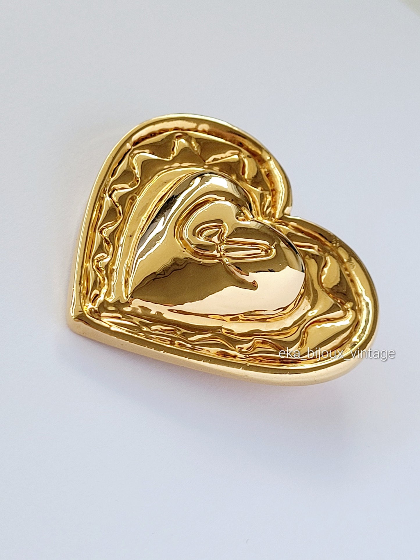 Christian Lacroix - Large vintage heart brooch