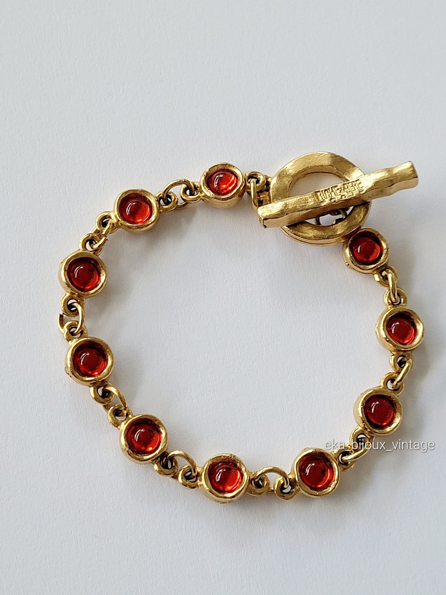 Biche de Bere - Bracelet vintage cabochons rouges