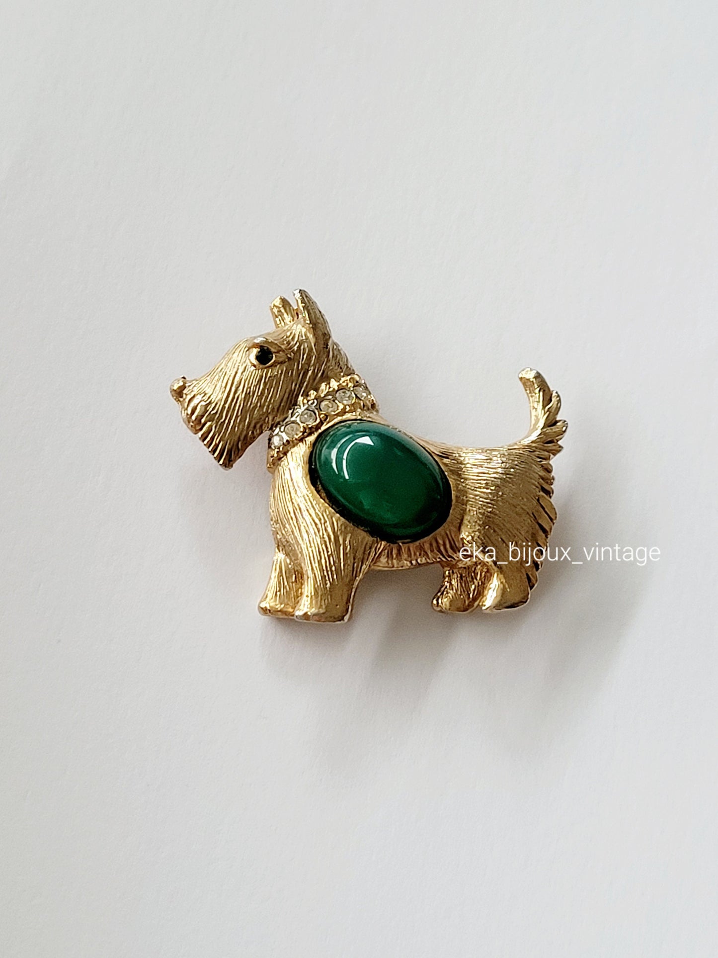 Craft - Vintage Dog Brooch