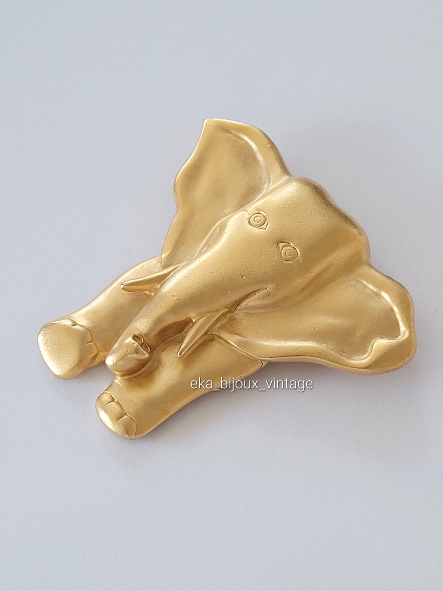 Escada - Large vintage elephant brooch