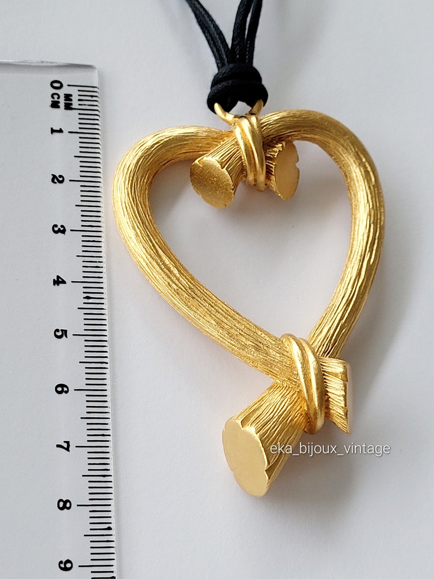 Escada Margaretha Ley - Vintage Heart Necklace