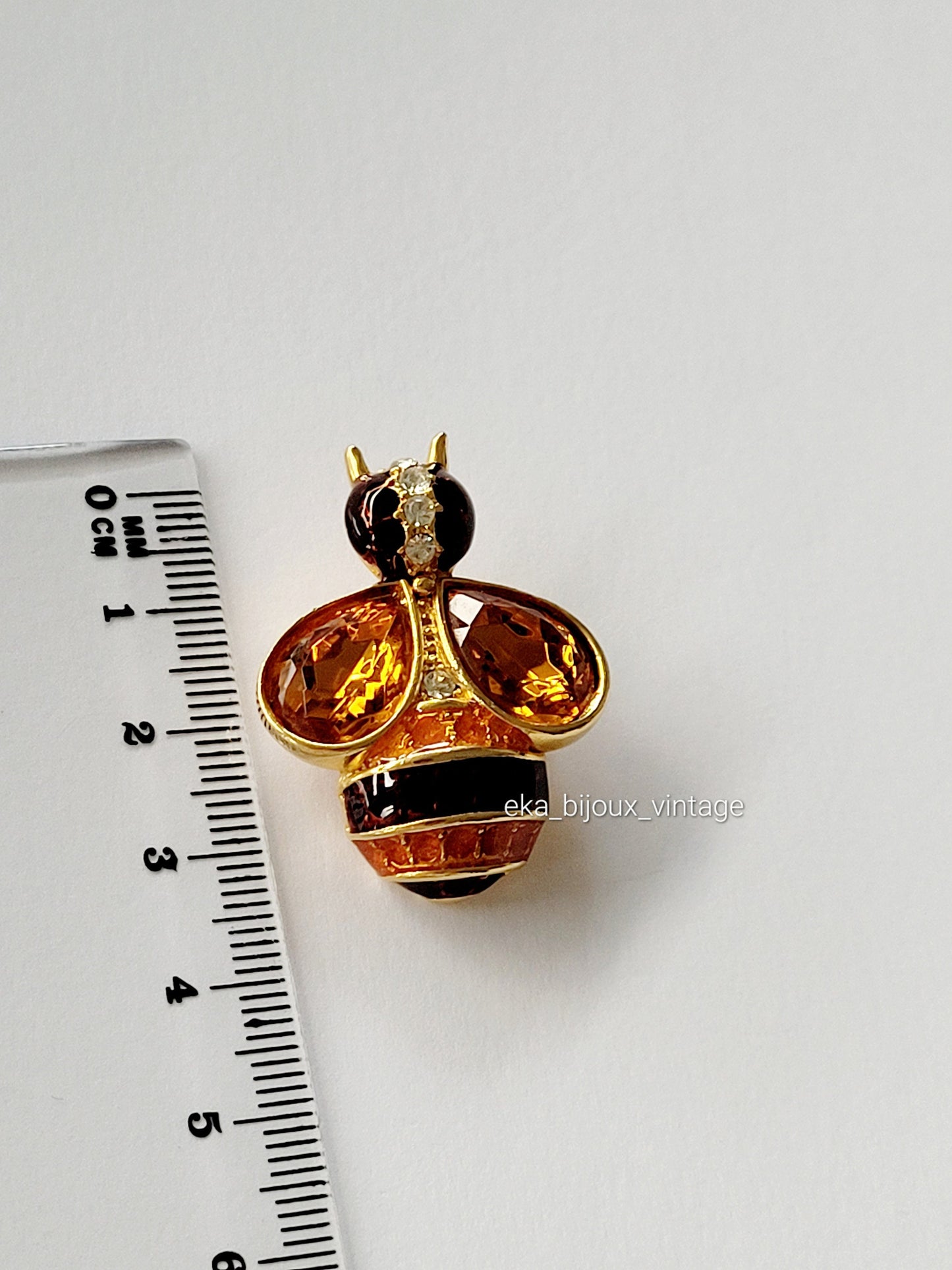 Broche vintage en forme d'insecte