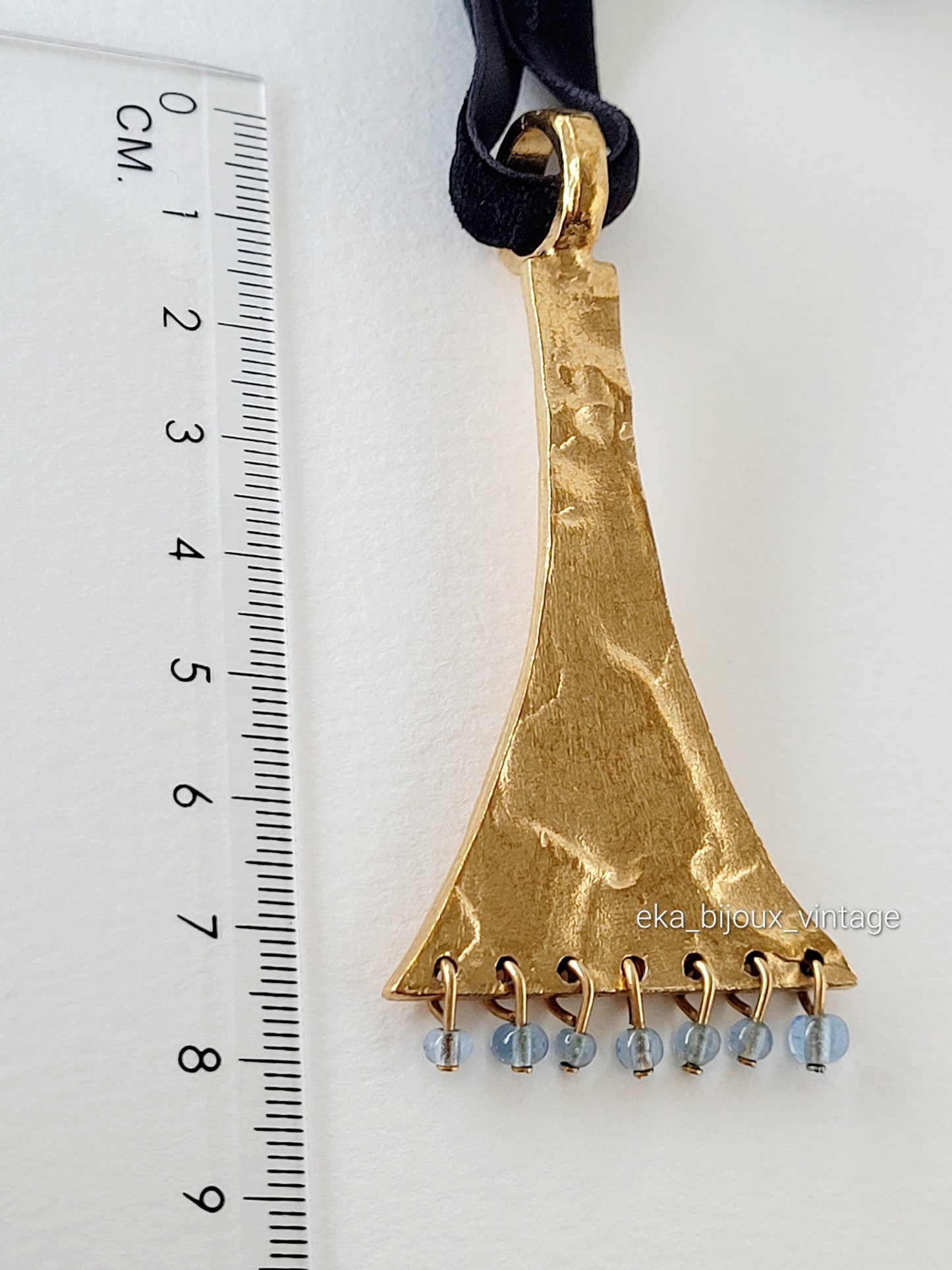 Biche de Bere - Pendentif vintage doré