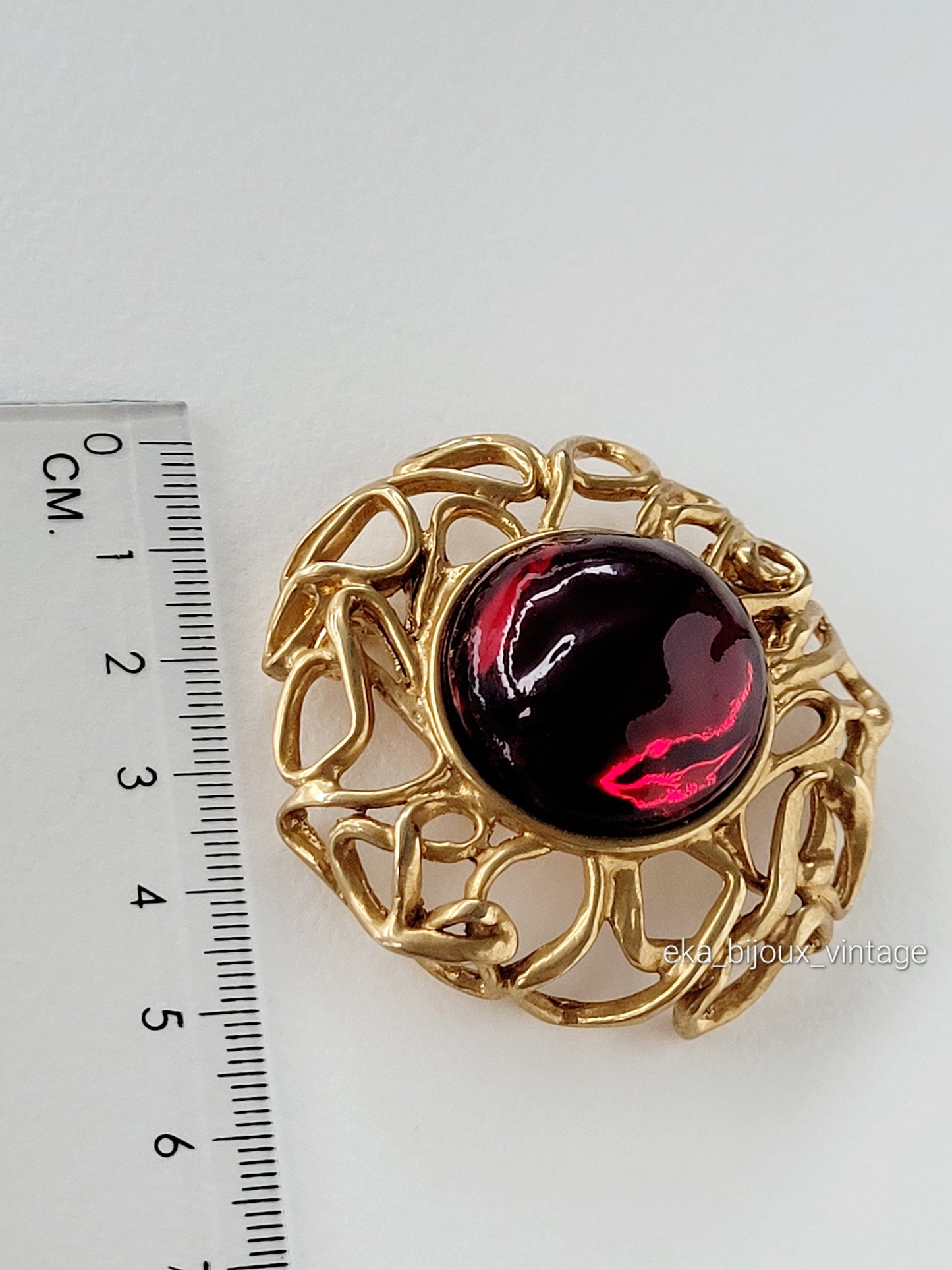 Yves Saint Laurent - Broche vintage Fleur rouge