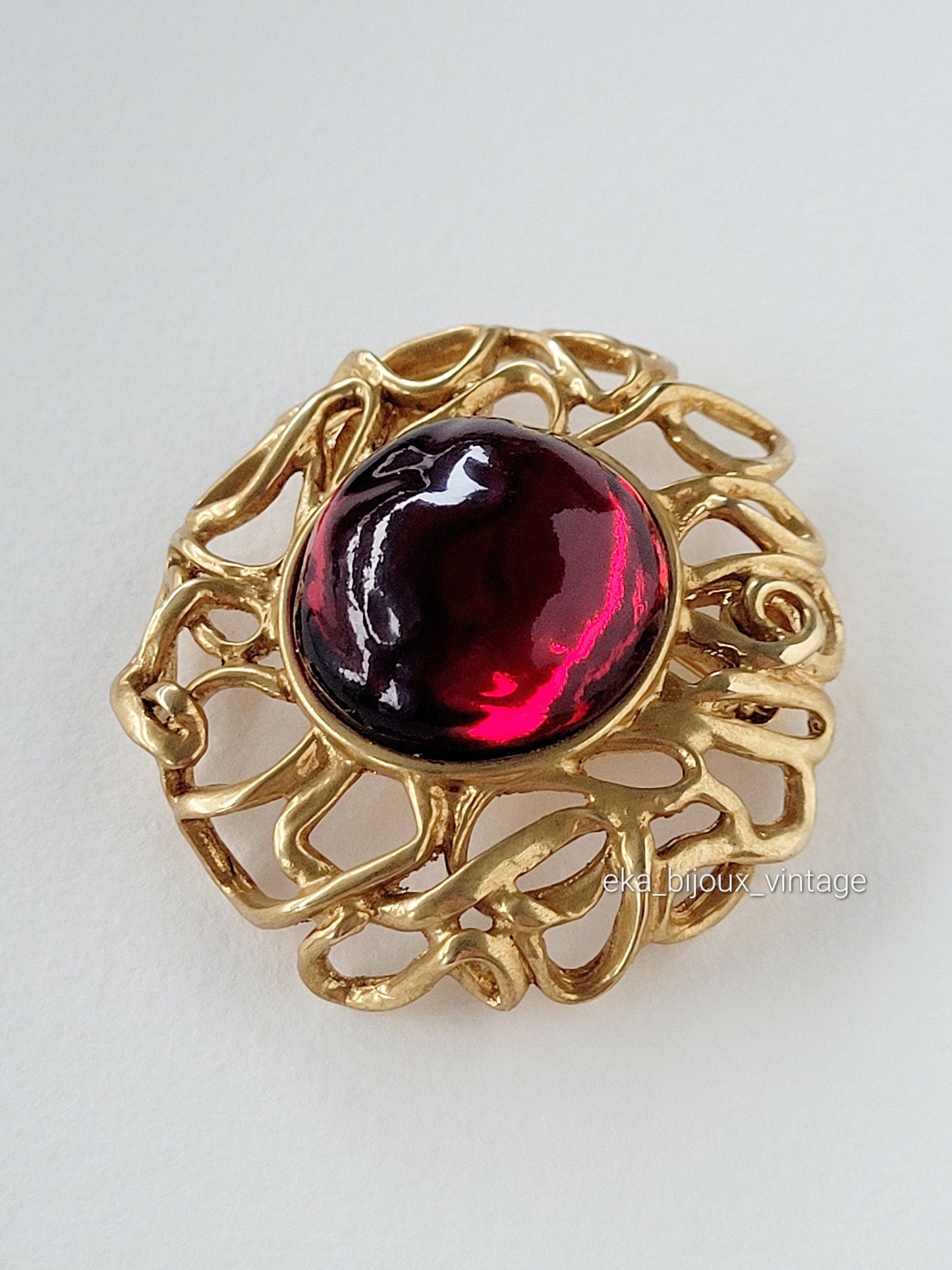 Yves Saint Laurent - Broche vintage Fleur rouge