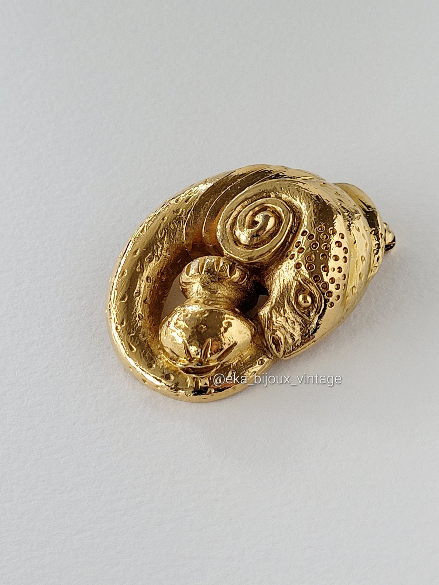 Broche à l'antique - Musée D'Orsay