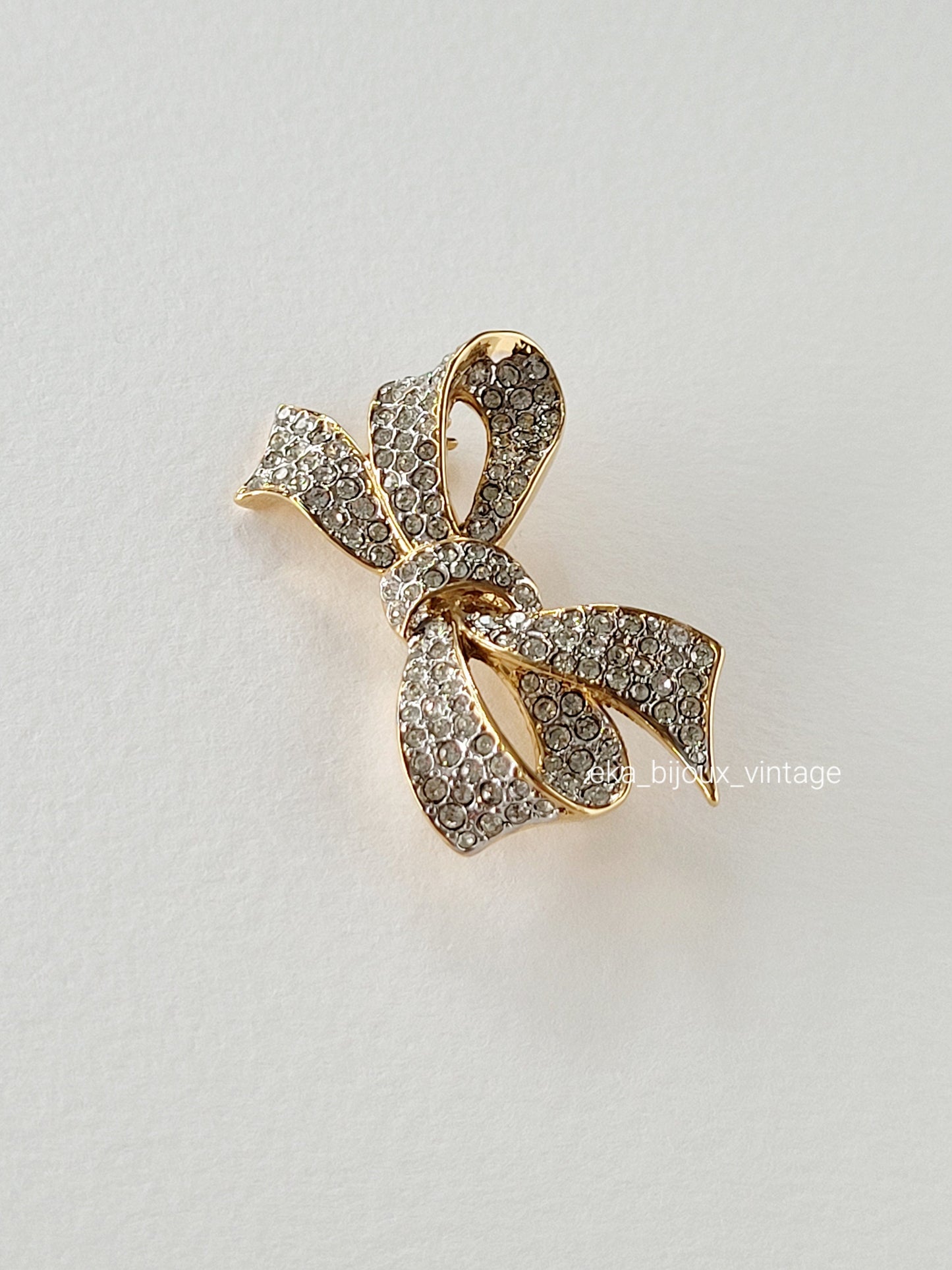 Nina Ricci - Broche vintage Colombes