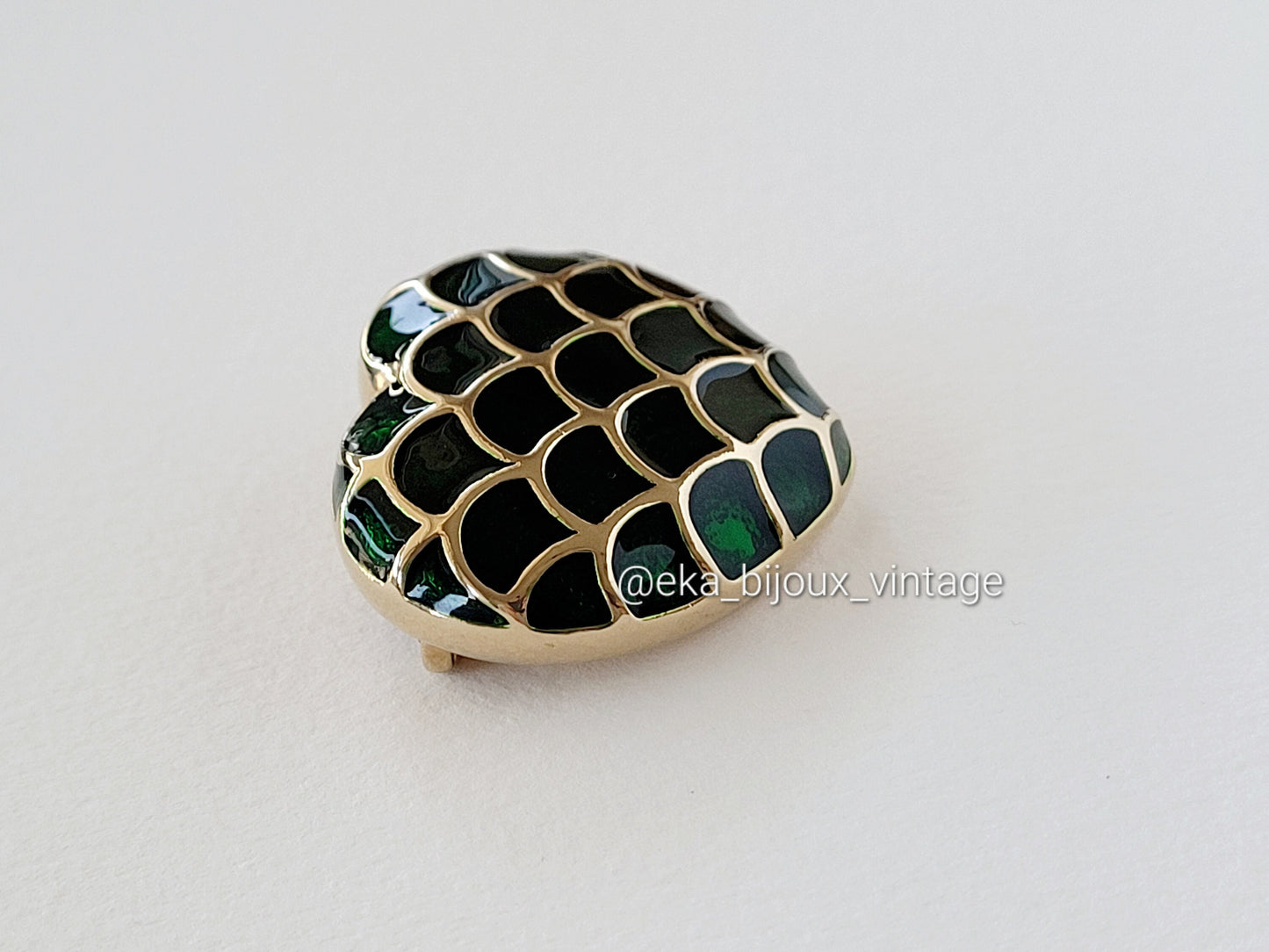 Agatha Paris - Vintage green heart brooch