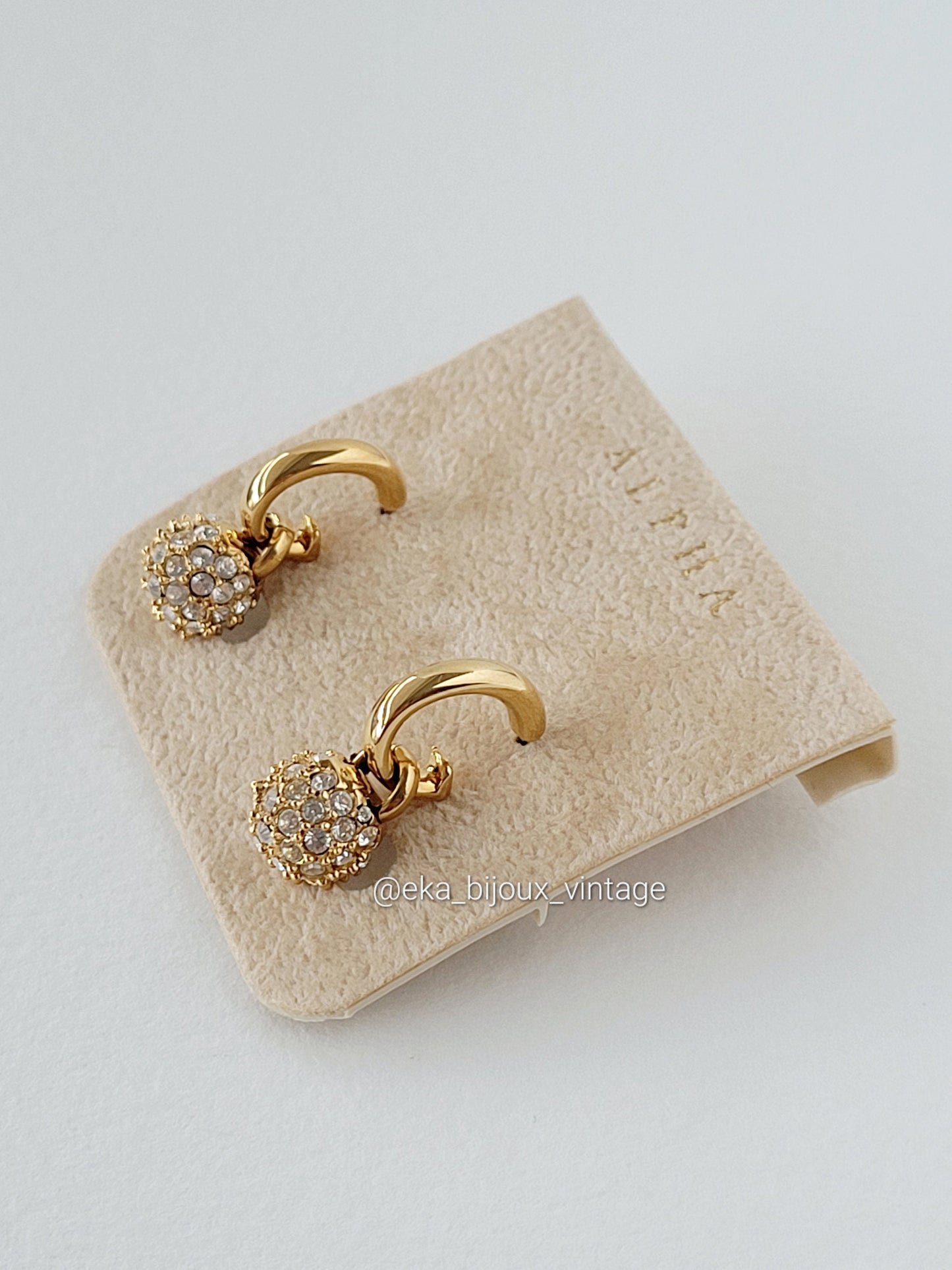 Alpha - Vintage earrings