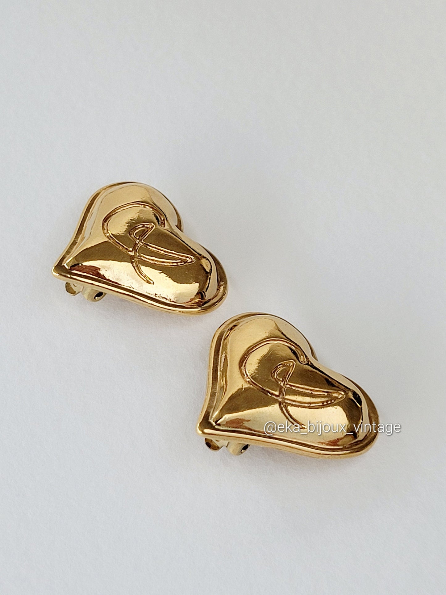 Christian Lacroix - Vintage Heart CL earrings