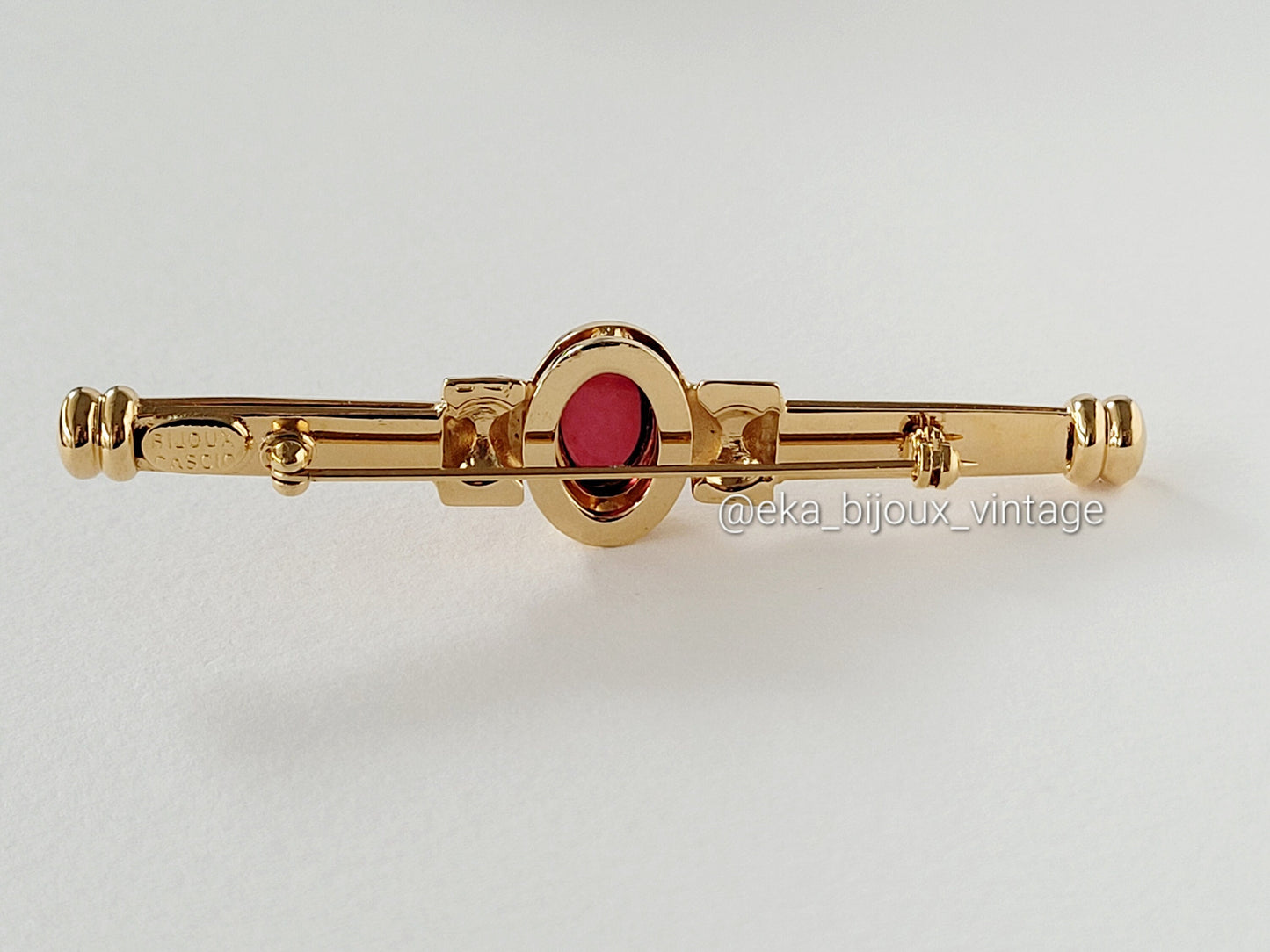 Cascio - Vintage brooch-Red cabochon