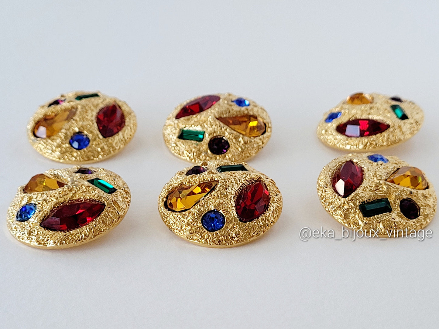 Set of six vintage gold sewing buttons