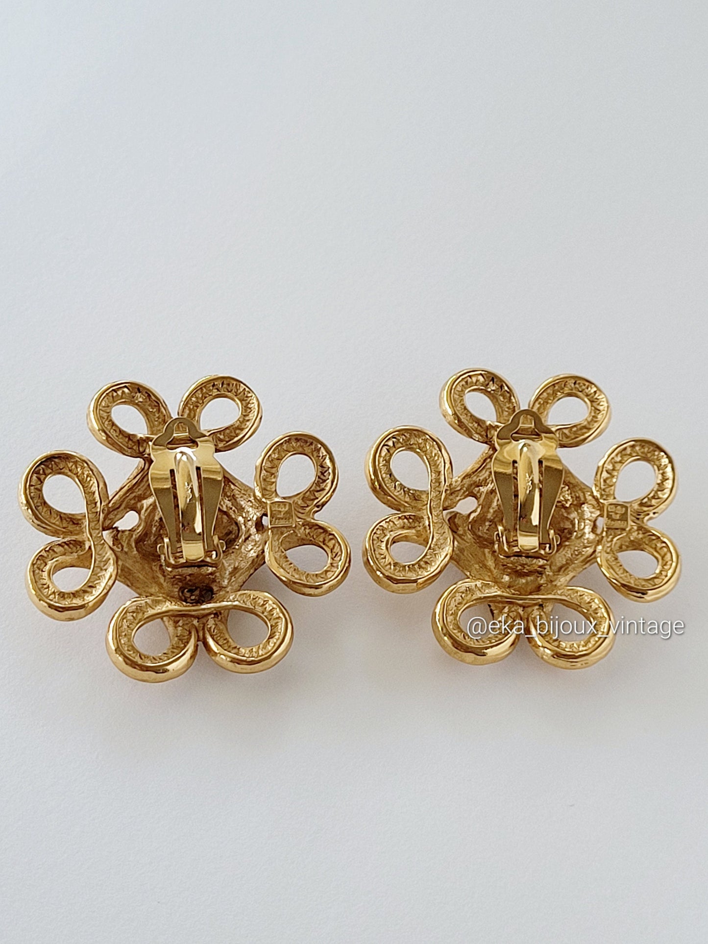 Yves Saint Laurent - Boucles d'oreilles vintage Fleur