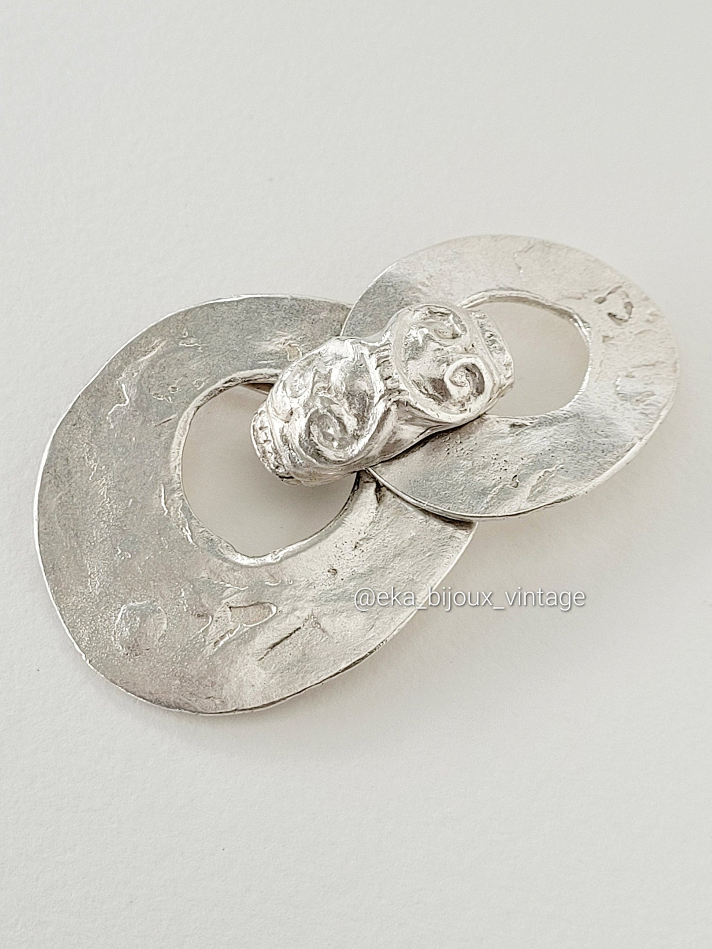 Ton Pascal - Vintage brooch in silver metal