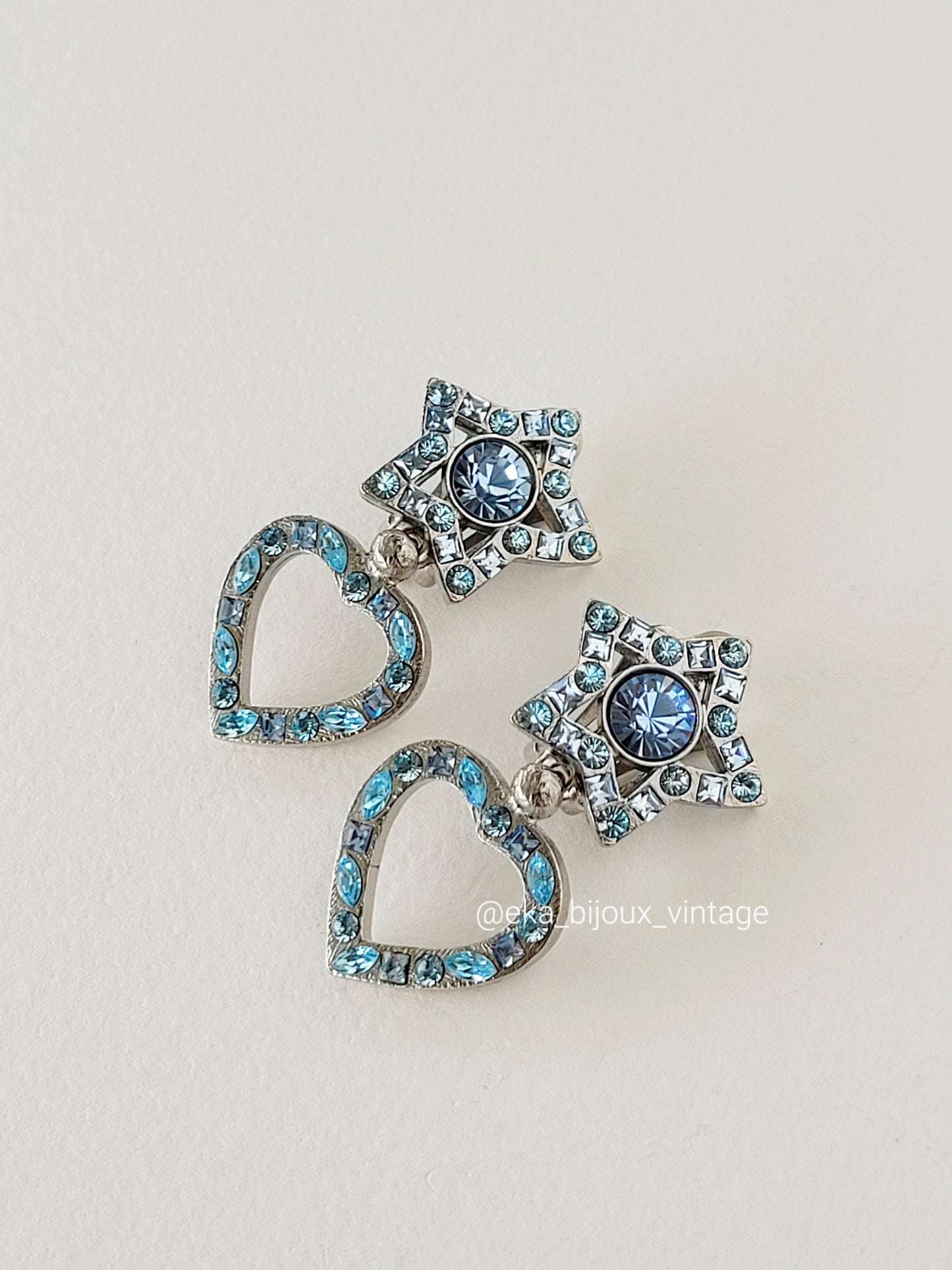 Yves Saint Laurent - Boucles d'oreilles - Cristaux bleus