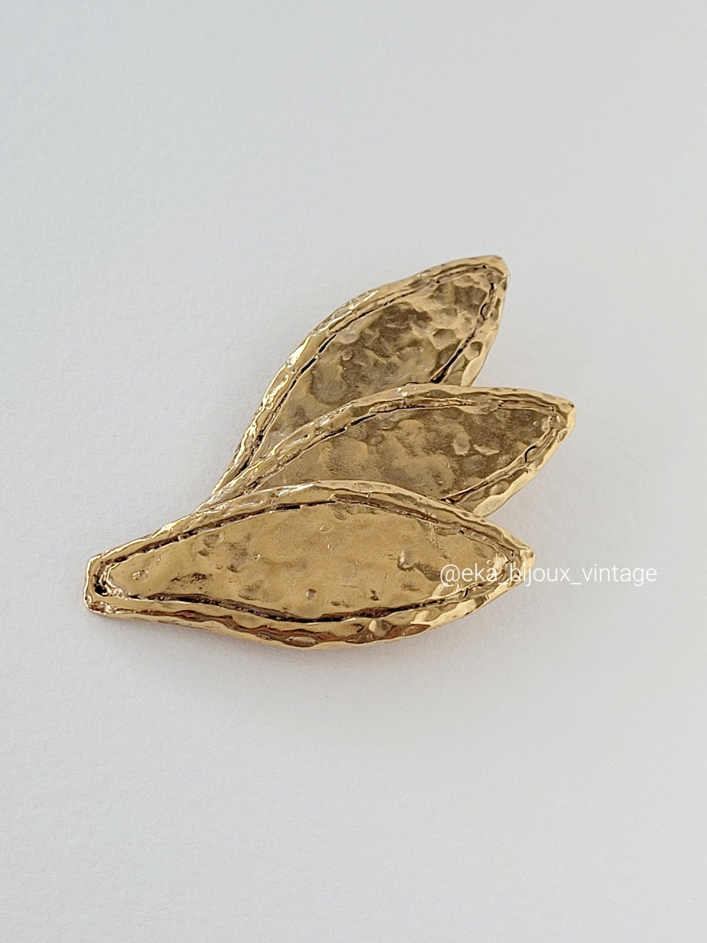 Vintage brooch - Golden branch