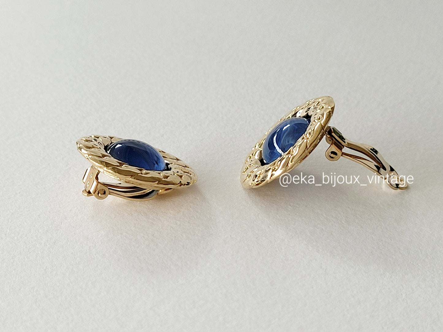 Boucles d'oreilles vintage - Cabochon en verre bleu