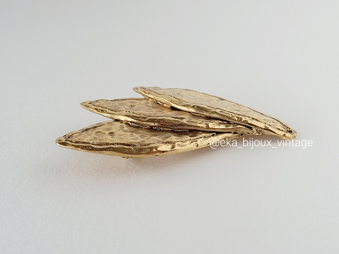 Vintage brooch - Golden branch