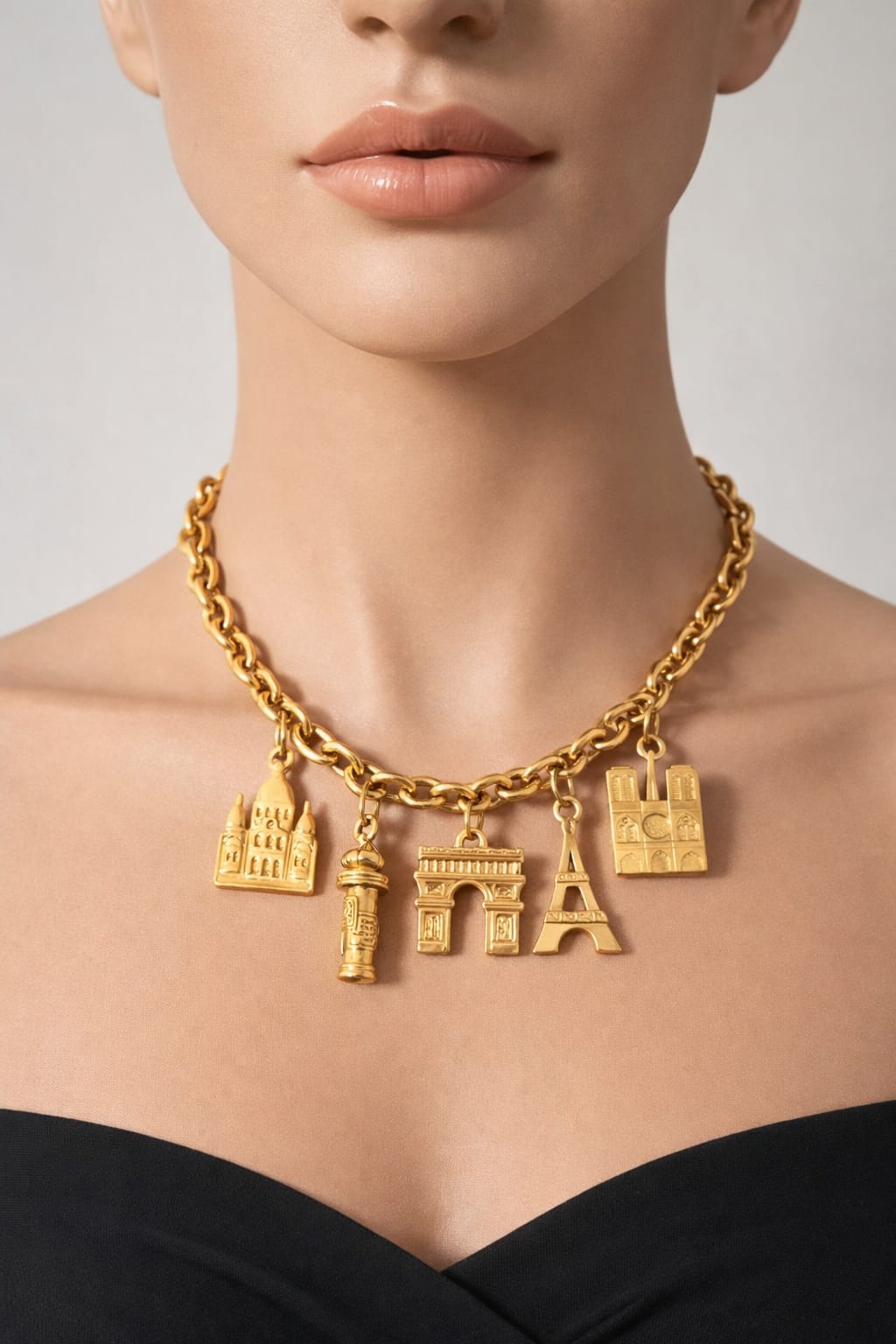 Agatha - Collier cinq breloques Paris