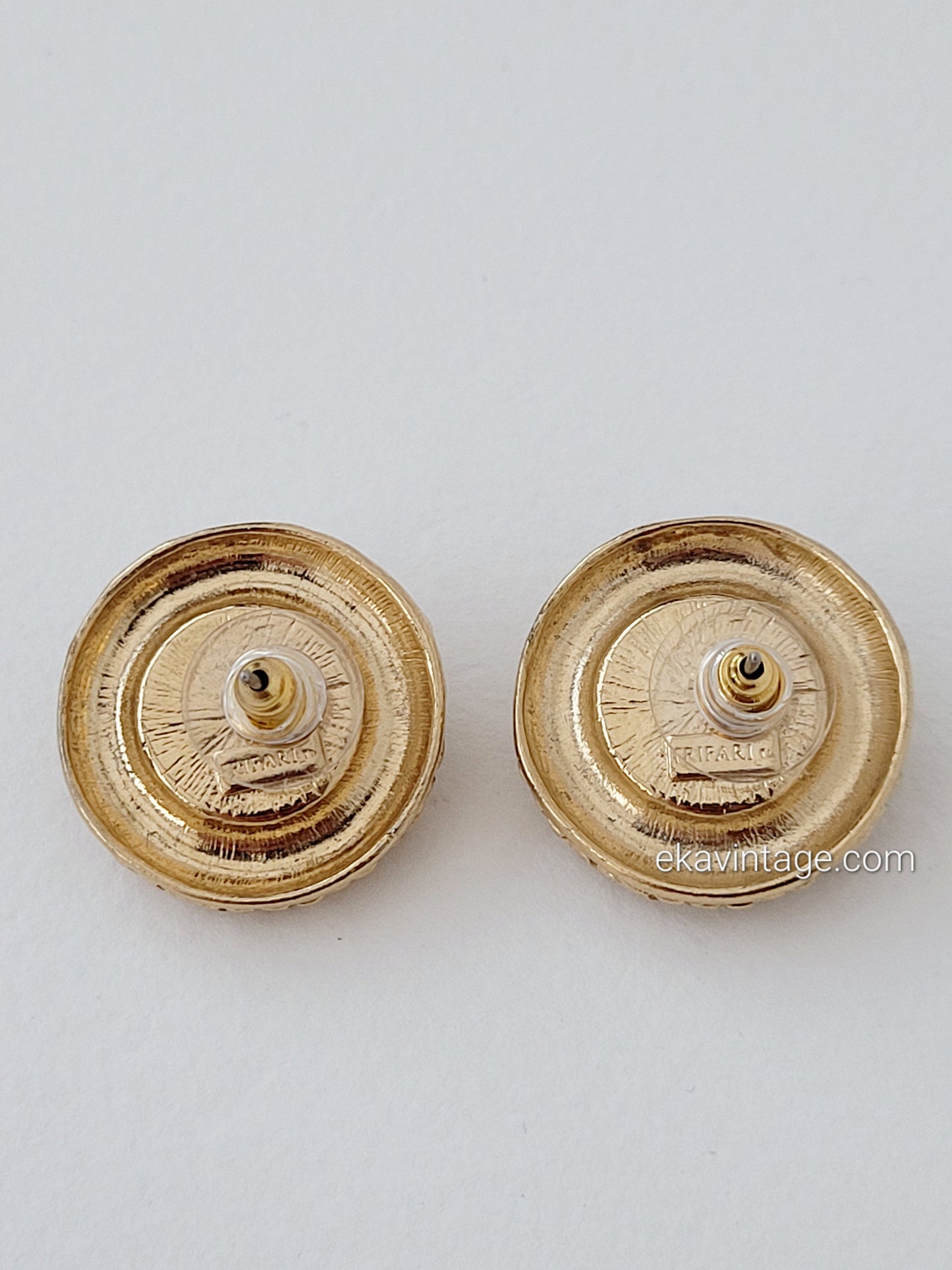 Trifari - Boucles d'oreilles vintage cabochons noir