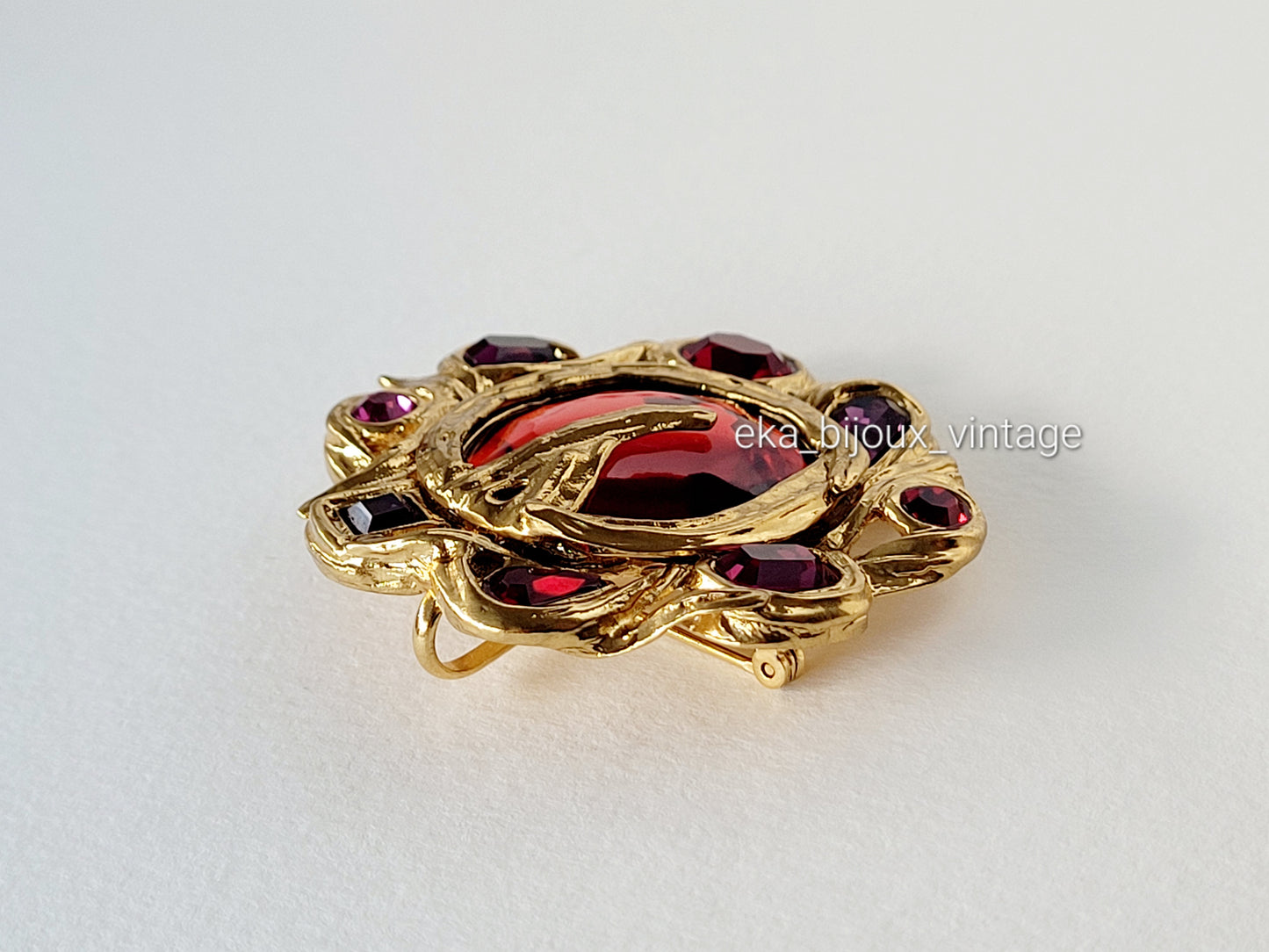 Yves Saint Laurent  - Broche  / Pendentif vintage  Fleur rouge