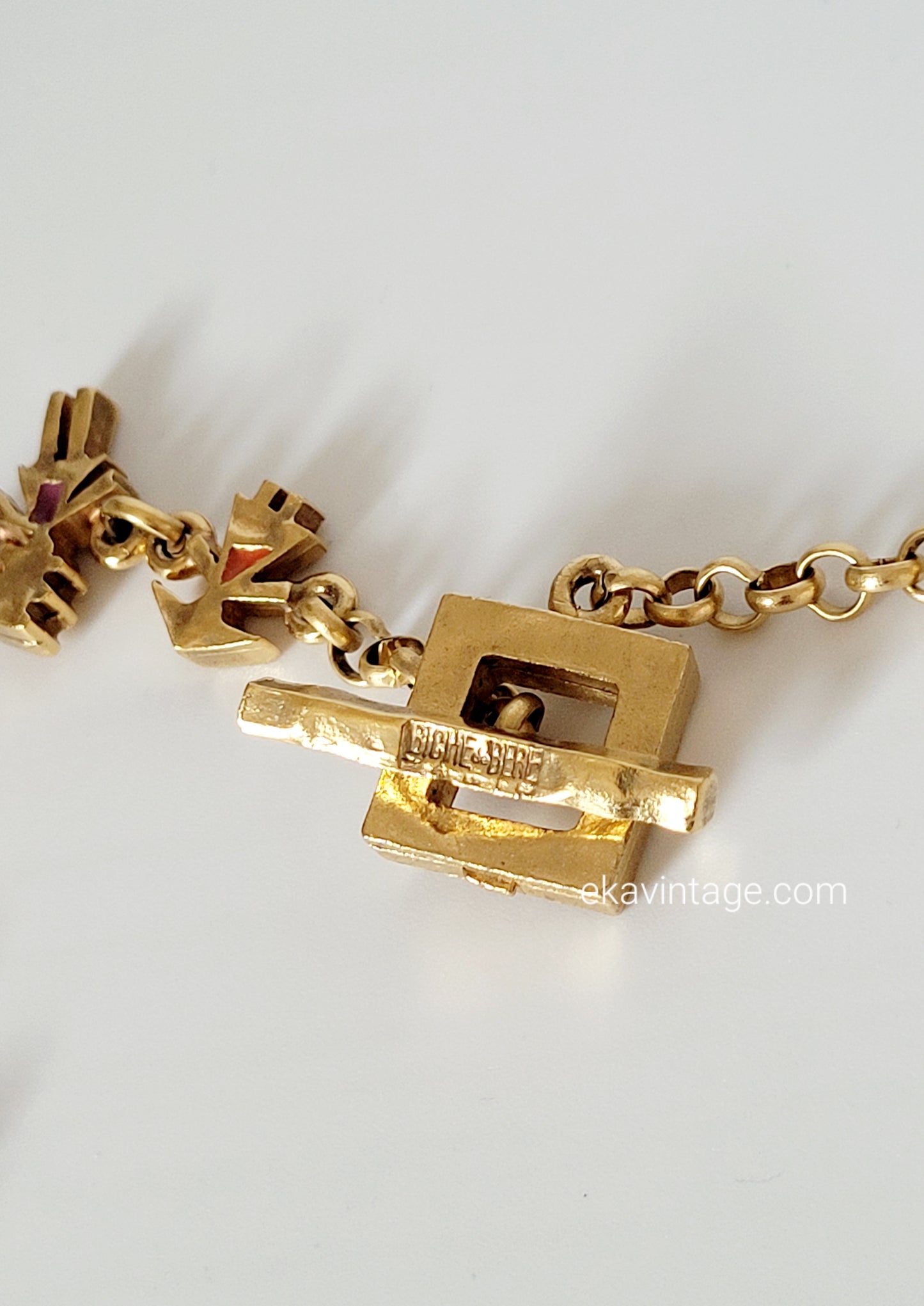 Biche de Bere  - Collier vintage doré