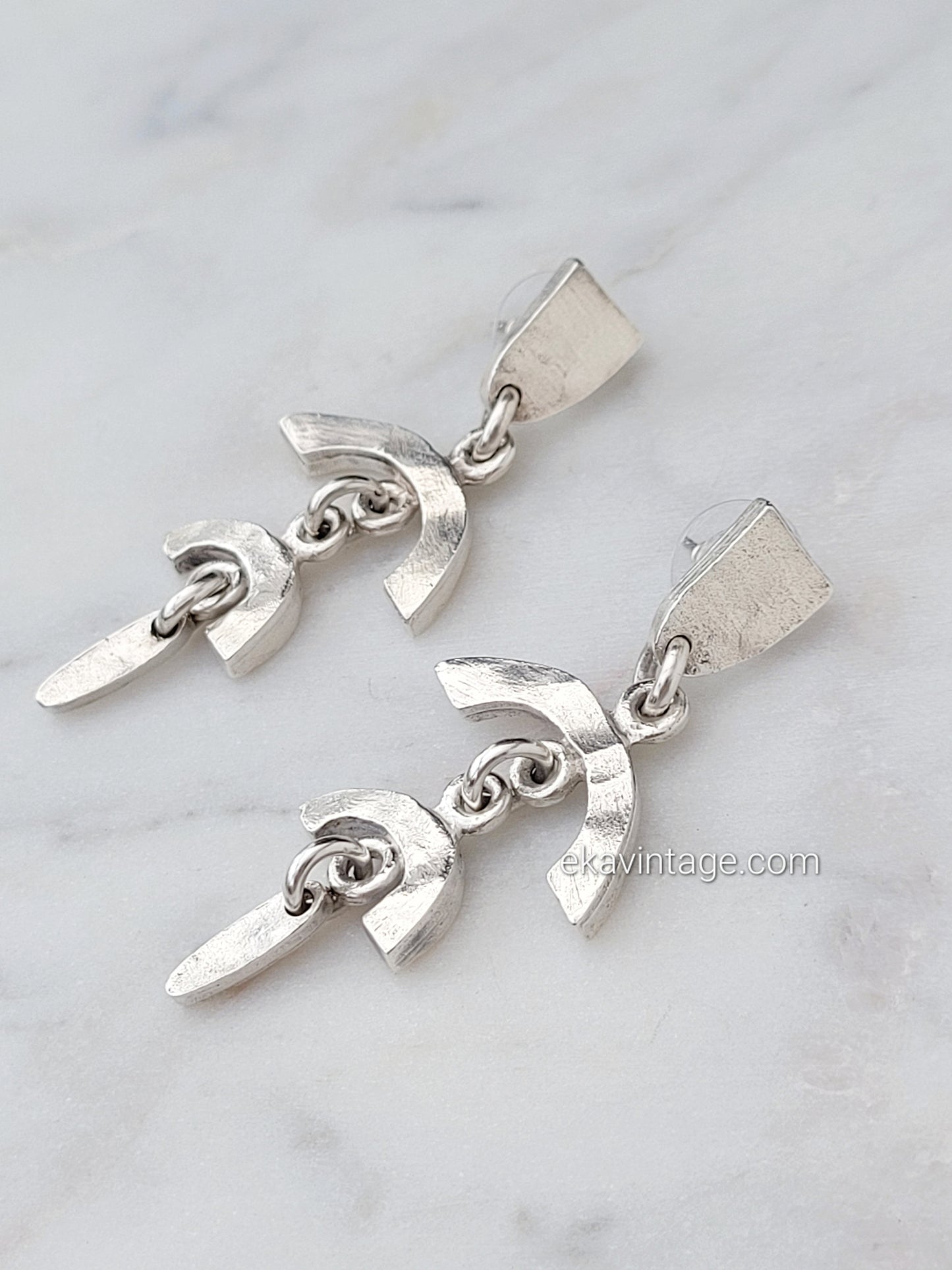 Biche de Bere - Boucles d'oreilles vintage pendantes