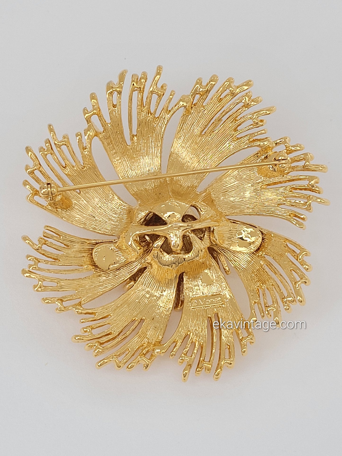 Monet  - Grande broche vintage