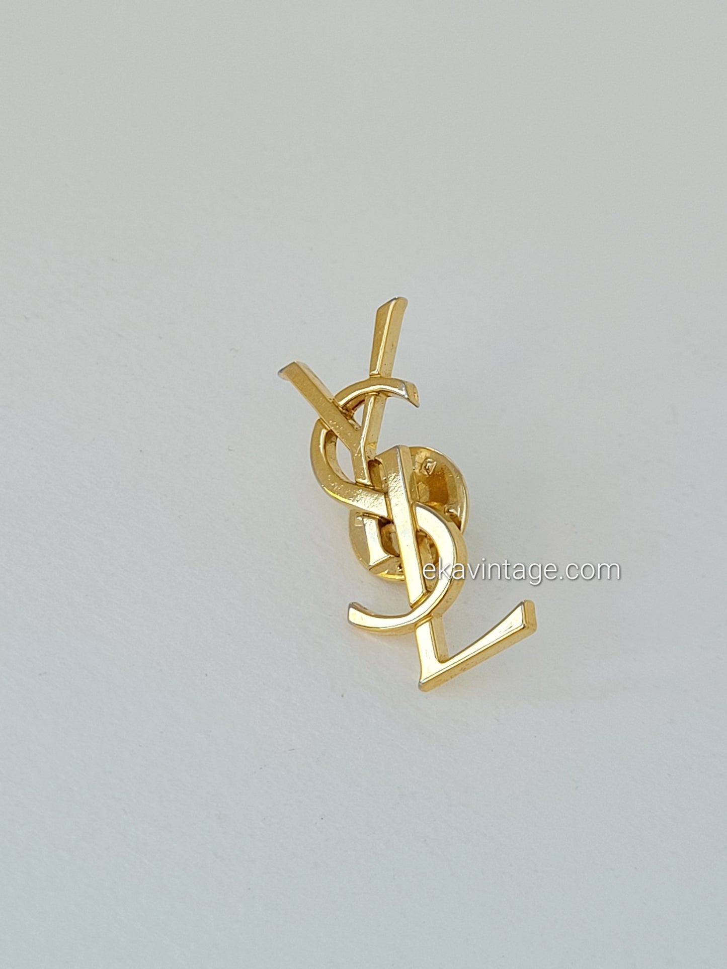 Yves Saint Laurent - Pin's vintage YSL