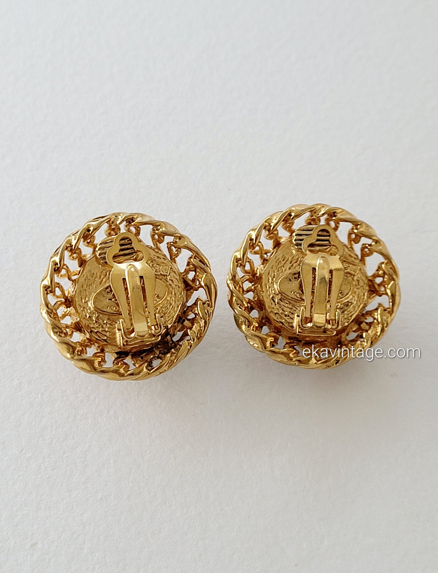 Chanel - Boucles d'oreilles vintage Cabochons verts