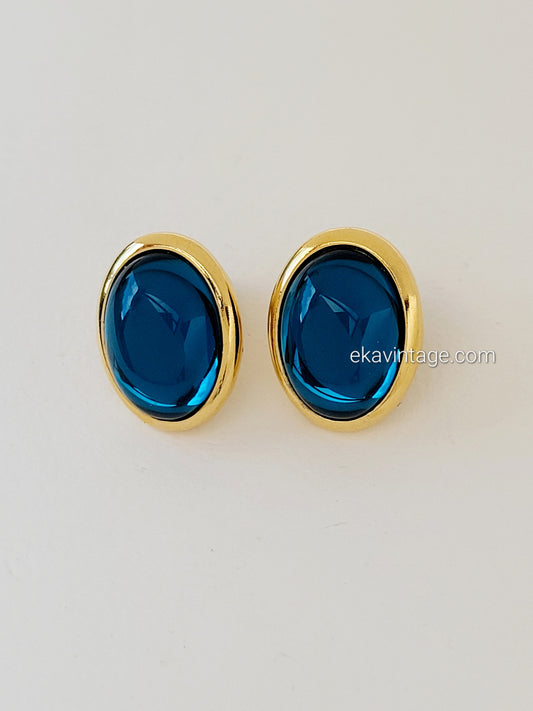 Trifari - Boucles d'oreilles vintage cabochons bleus