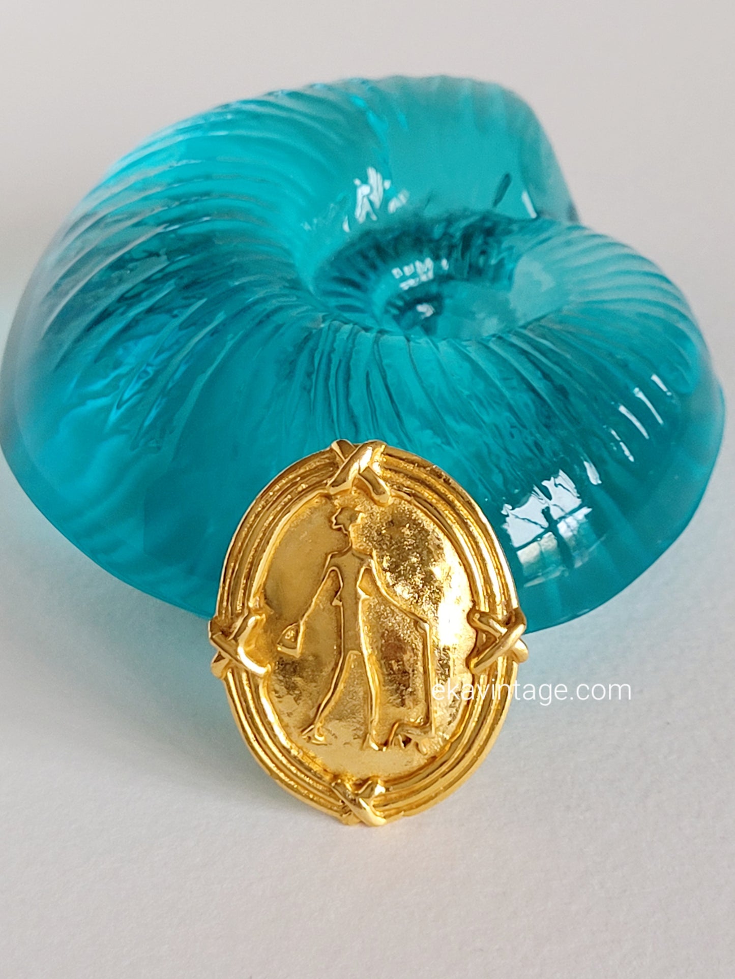 Ines de la Fressange - broche vintage