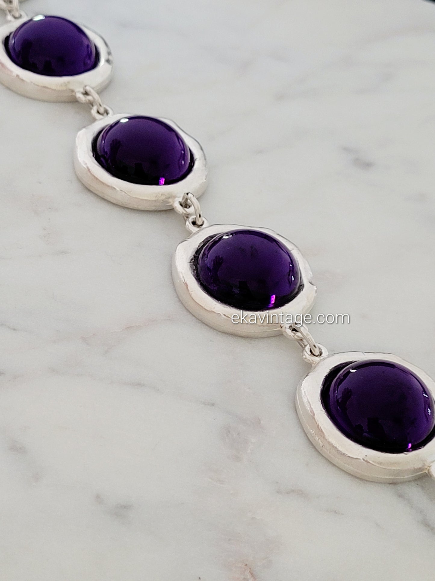 Biche de Bere - Bracelet vintage cabochons couleur violet