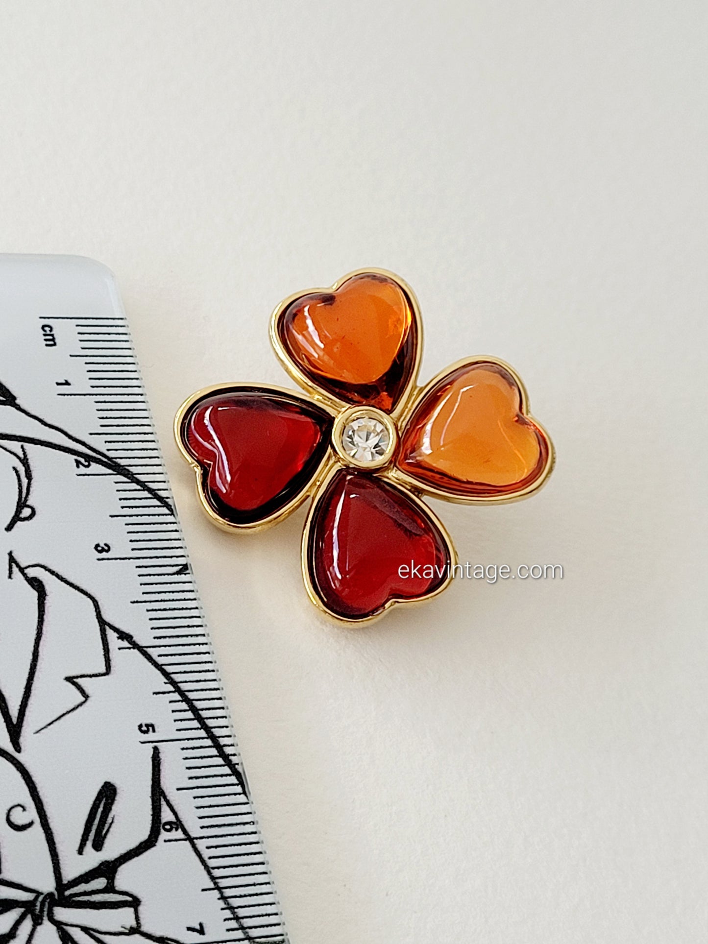 Yves Saint Laurent-Broche vintage Fleur