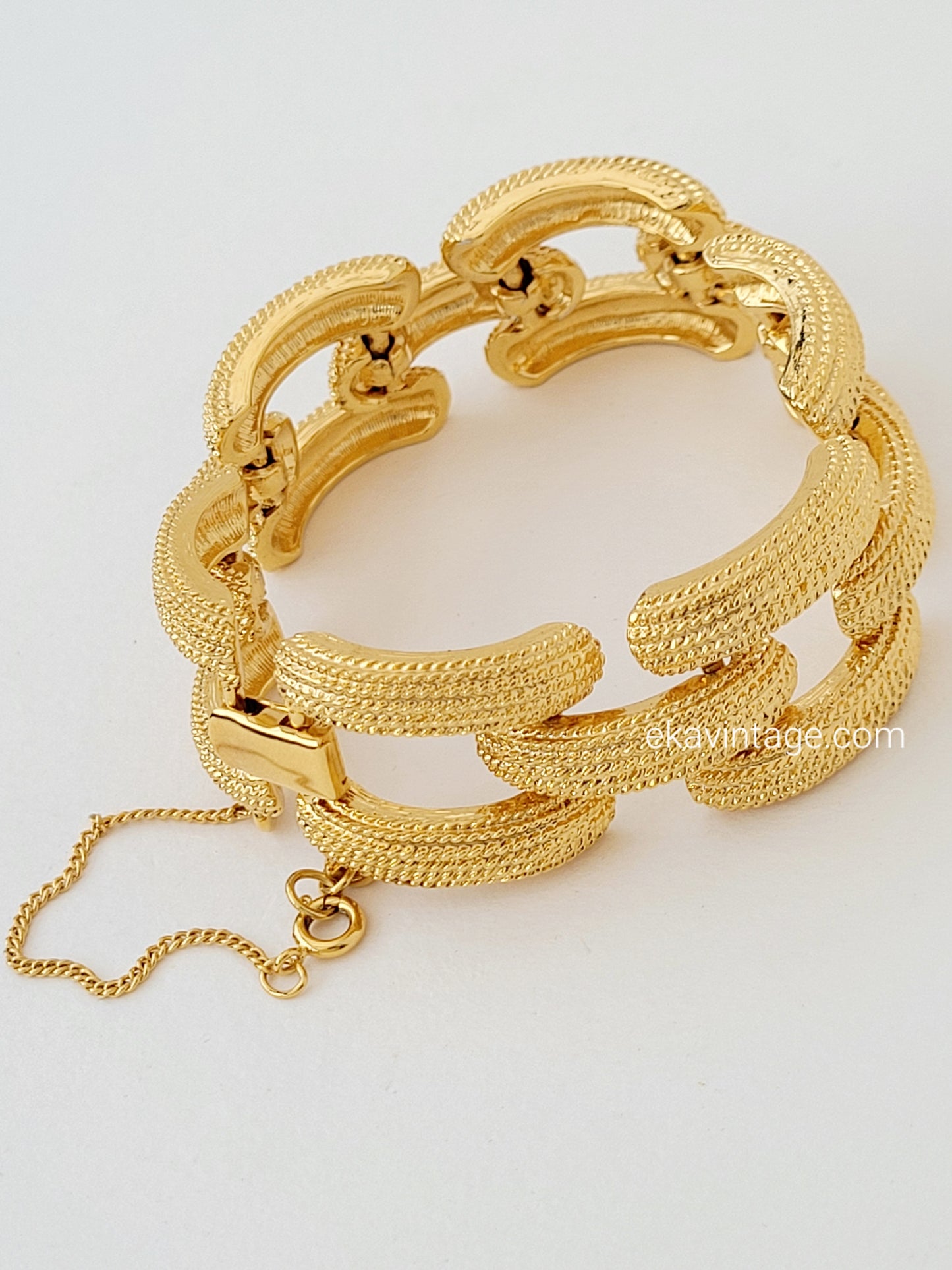 Monet - Bracelet vintage doré