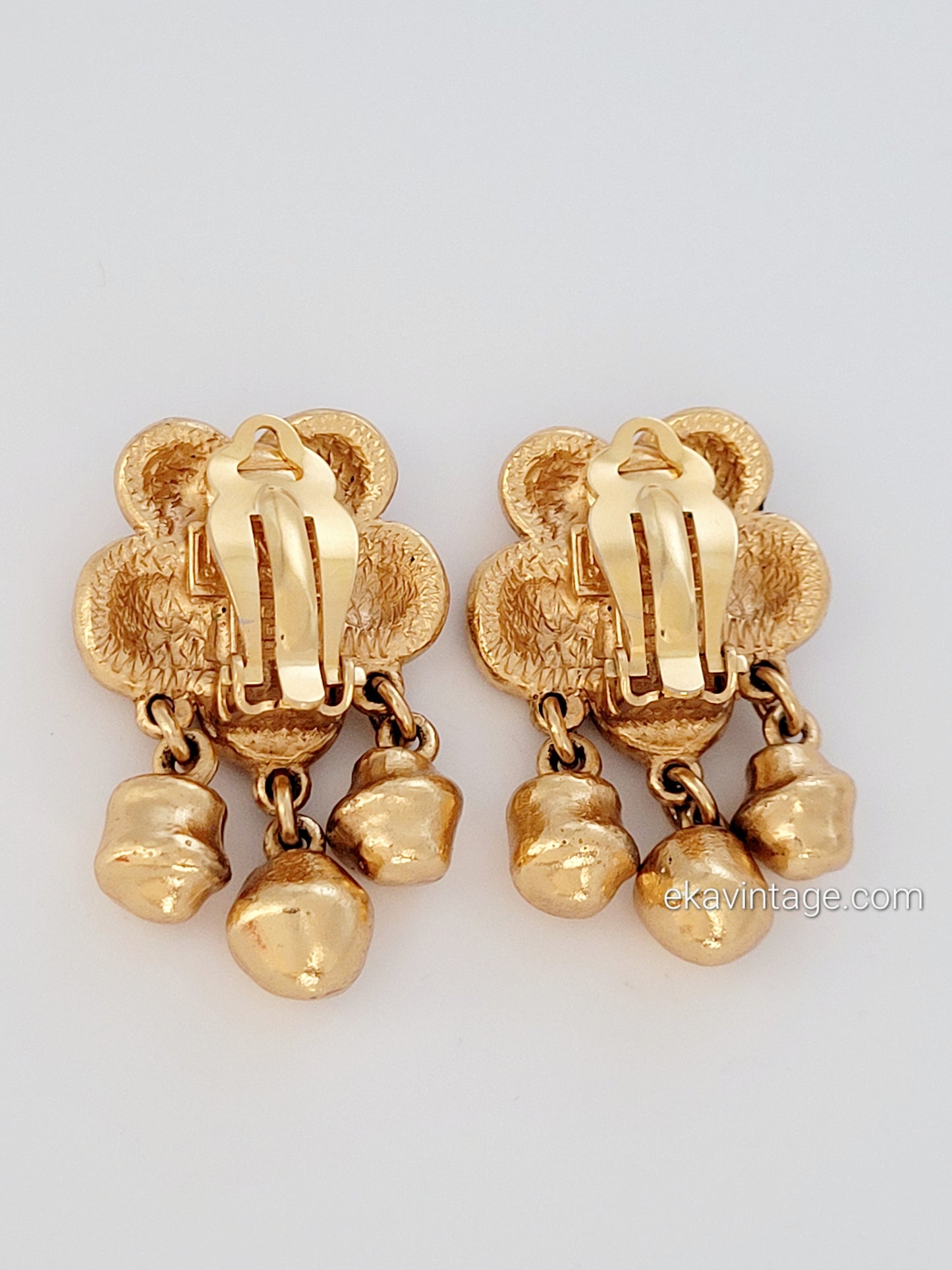 Kenzo - Boucles d'oreilles vintage Fleur cabochon rouge