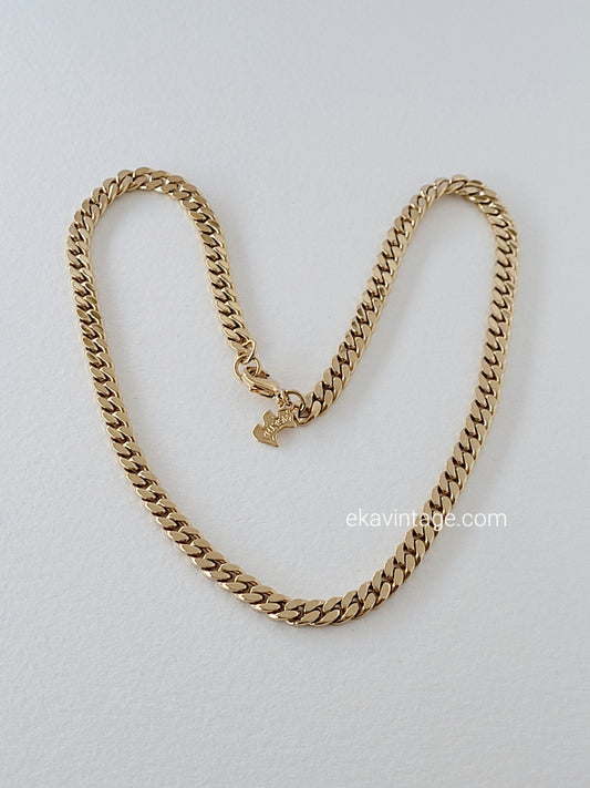 Agatha Paris-Collier