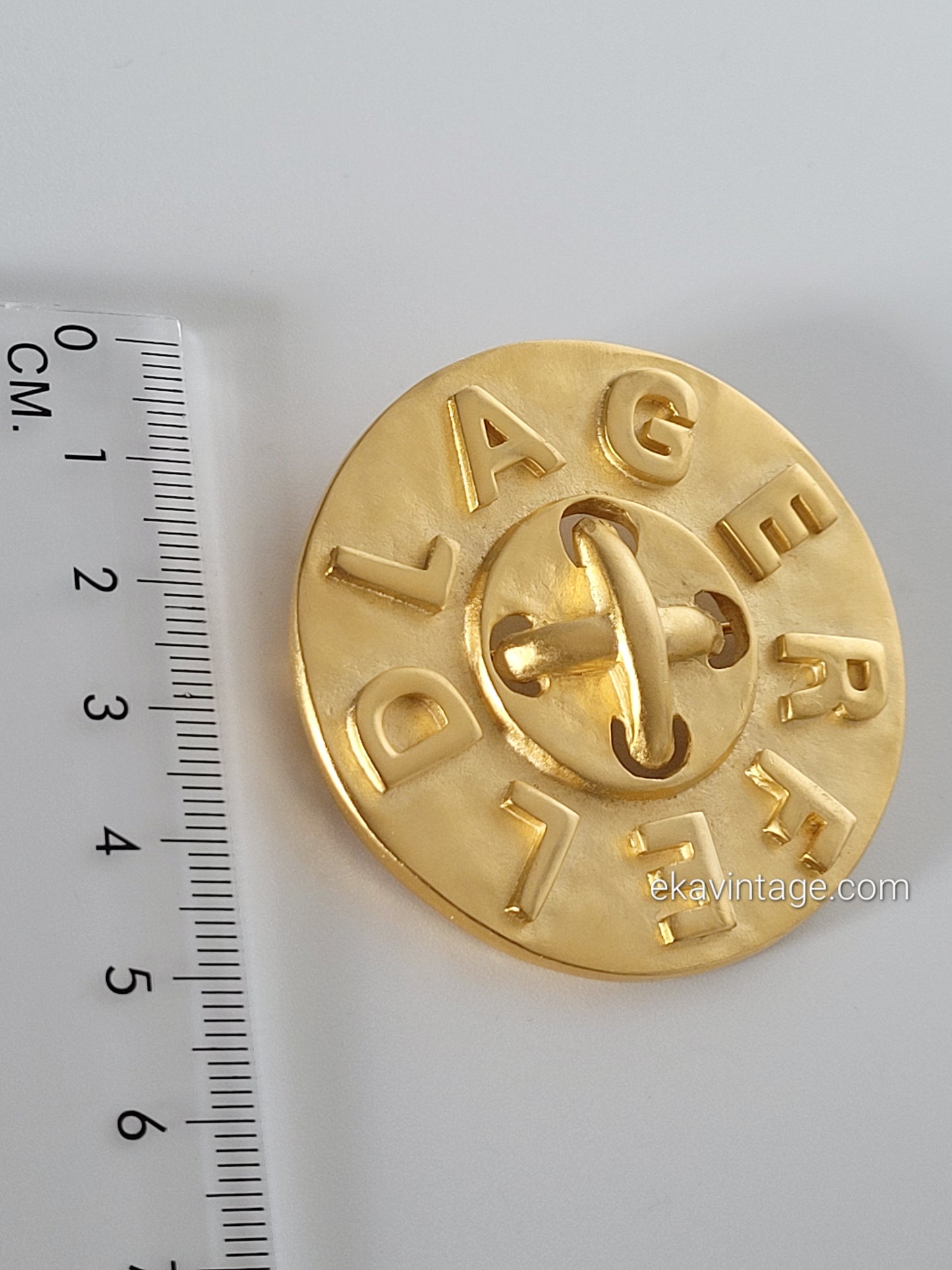 Karl Lagerfeld - Broche vintage