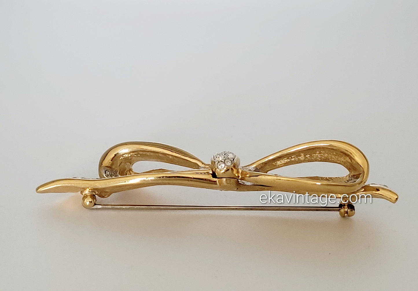 Alpha - Broche vintage - Nœud